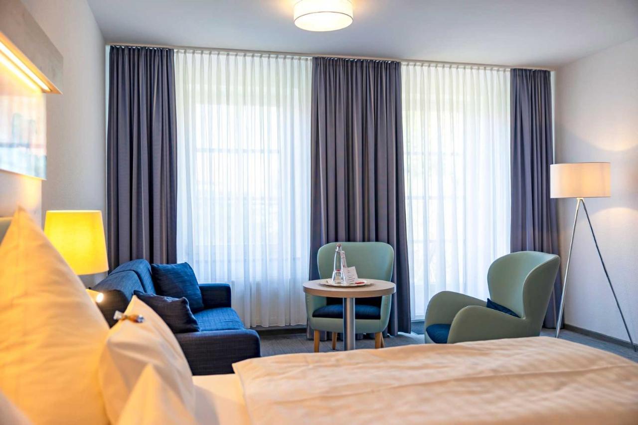 Hotel Landhaus Steinfeld Greetsiel Eksteriør billede
