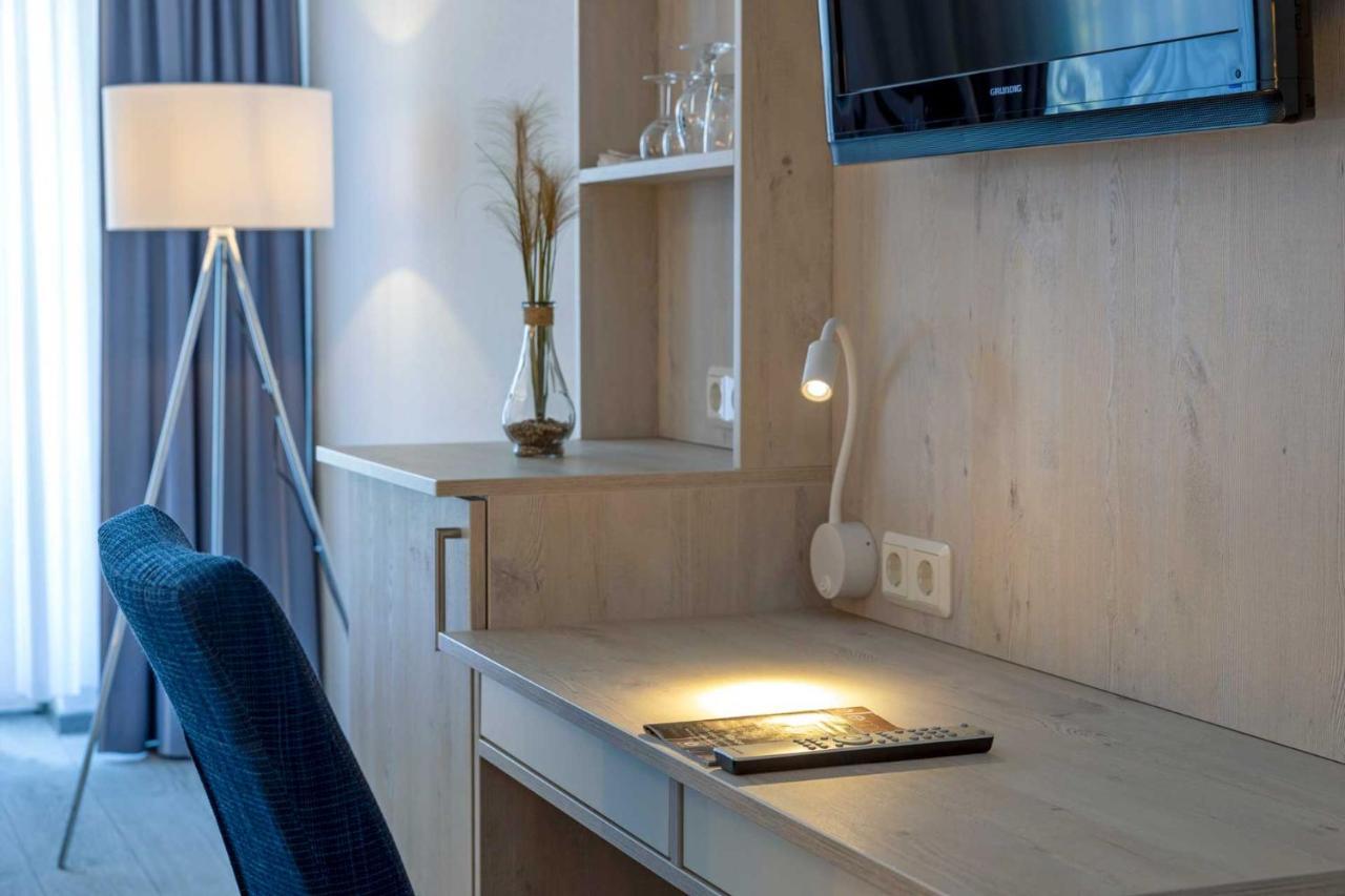 Hotel Landhaus Steinfeld Greetsiel Eksteriør billede