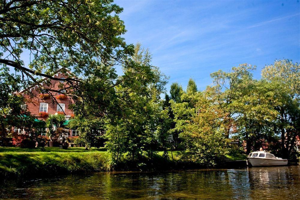 Hotel Landhaus Steinfeld Greetsiel Eksteriør billede
