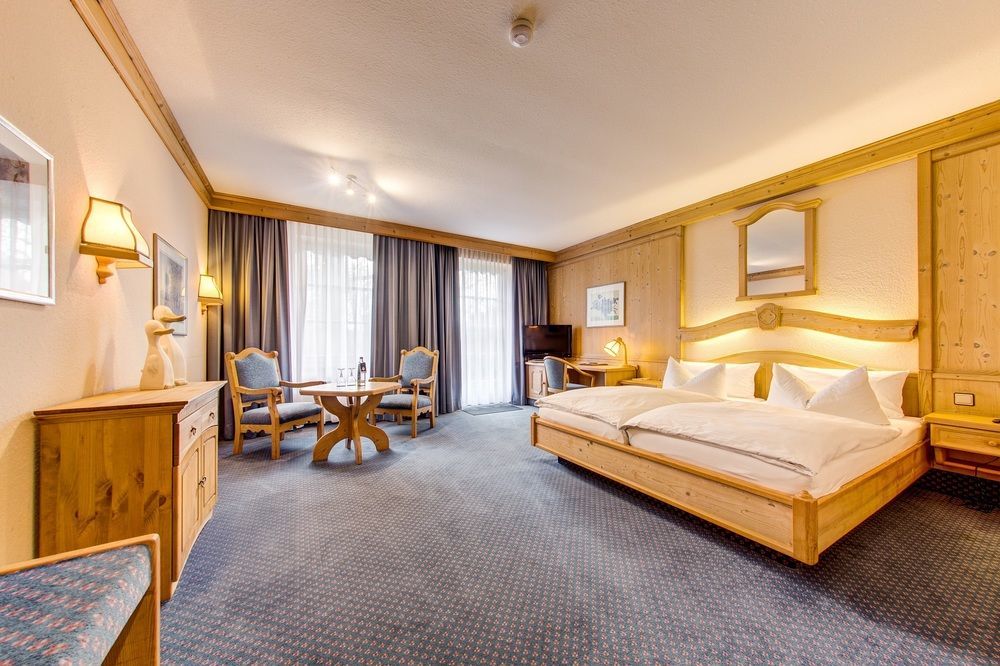 Hotel Landhaus Steinfeld Greetsiel Eksteriør billede